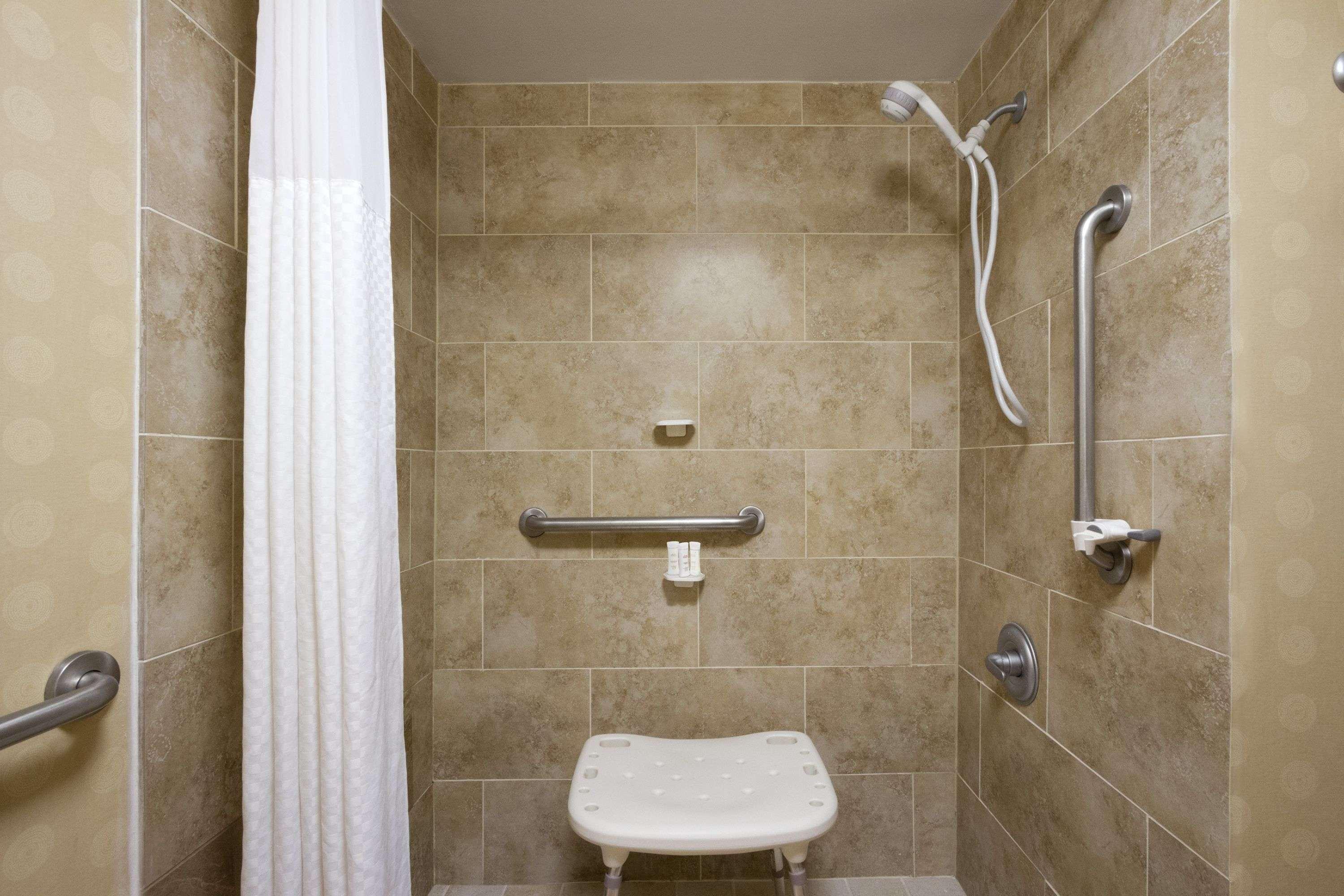 במוטל Super 8 By Wyndham קלהון מראה חיצוני תמונה
